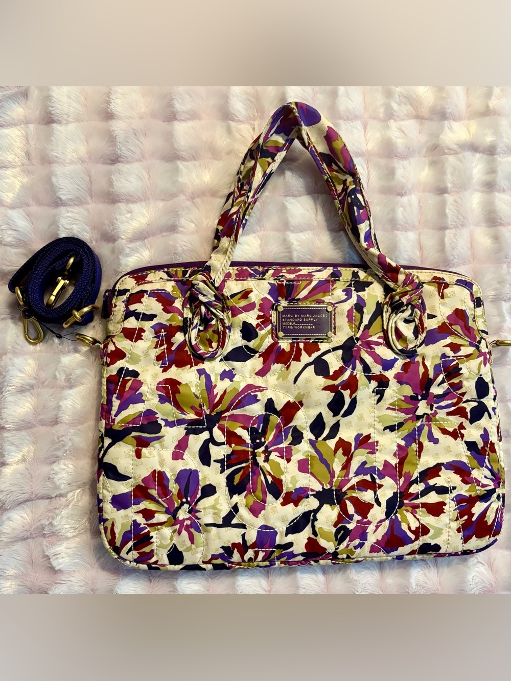 Marc by Marc Jacobs Floral Quilted Laptop Bag in Cream & Multicolor